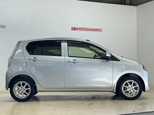 ミライースＧ　ワンオーナー　ＣＤオーディオ　純正アルミホイールワンオーナー　ＣＤオーディオ　１４インチ純正アルミホイール　ドアバイザー　キーレスエントリー　スペアキー有り　アイドリングストップ　横滑り防止装置　盗難防止装置　電動格納ドアミラー　１２Ｖ電源ソケット（京都府）の中古車