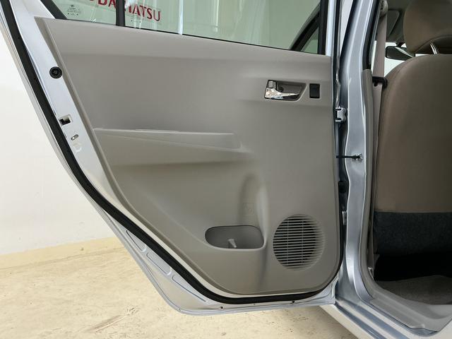 ミライースＧ　ワンオーナー　ＣＤオーディオ　純正アルミホイールワンオーナー　ＣＤオーディオ　１４インチ純正アルミホイール　ドアバイザー　キーレスエントリー　スペアキー有り　アイドリングストップ　横滑り防止装置　盗難防止装置　電動格納ドアミラー　１２Ｖ電源ソケット（京都府）の中古車