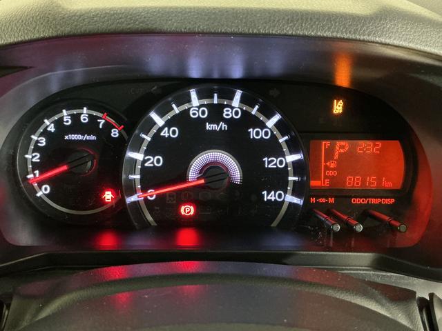 ムーヴＸ　ＳＡIII　ＣＤオーディオ　ＥＴＣ　運転席シートヒーターＣＤオーディオ　ＥＴＣ　運転席シートヒーター　オートマチックハイビーム　１４インチ純正アルミホイール　プッシュスタート　スマートキー　ドアバイザー　アイドリングストップ　横滑り防止装置　スペアキー有り（京都府）の中古車