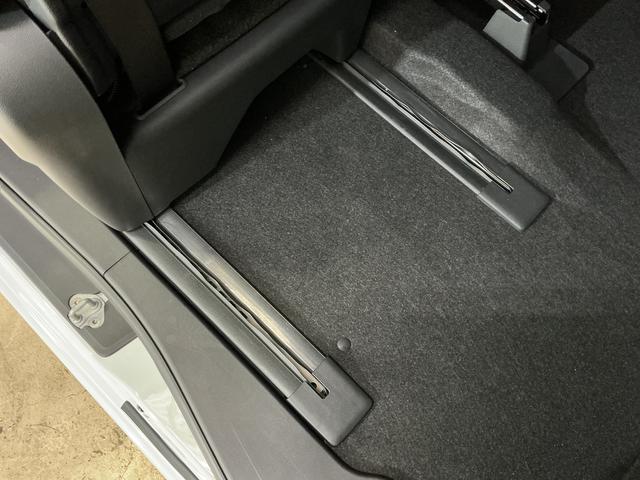 タントカスタムＸ　届出済み未使用車　４ＷＤ　バックカメラ届出済み未使用車　４ＷＤ　バックカメラ　両側電動スライドドア　前後コーナーセンサー　前席シートヒーター　電子パーキング　オートマチックハイビーム　オートブレーキホールド　１４インチ純正アルミホイール（京都府）の中古車