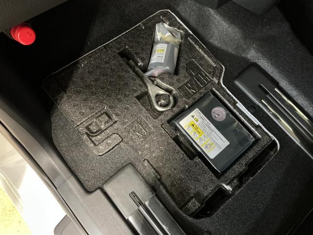 タントカスタムＸ　届出済み未使用車　４ＷＤ　バックカメラ届出済み未使用車　４ＷＤ　バックカメラ　両側電動スライドドア　前後コーナーセンサー　前席シートヒーター　電子パーキング　オートマチックハイビーム　オートブレーキホールド　１４インチ純正アルミホイール（京都府）の中古車