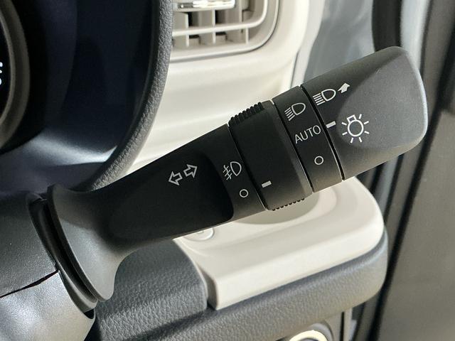 ムーヴキャンバスストライプスＧ　届出済み未使用車　両側電動スライドドア届出済み未使用車　バックカメラ　両側電動スライドドア　前席シートヒーター　前後コーナーセンサー　電子パーキング　オートブレーキホールド　オートマチックハイビーム　ホッとカップホルダー　ＵＳＢ（京都府）の中古車