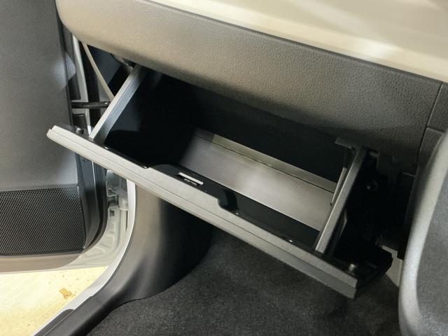 ムーヴキャンバスストライプスＧ　届出済み未使用車　両側電動スライドドア届出済み未使用車　バックカメラ　両側電動スライドドア　前席シートヒーター　前後コーナーセンサー　電子パーキング　オートブレーキホールド　オートマチックハイビーム　ホッとカップホルダー　ＵＳＢ（京都府）の中古車