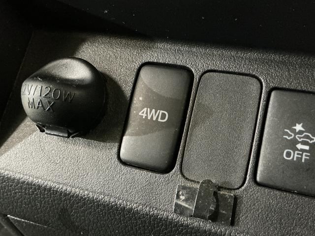 ハイゼットトラックジャンボＳＡIIIｔ　４ＷＤ　ＣＤオーディオ　４速オートマ車４ＷＤ　ＣＤオーディオ　４速オートマ車　リアコーナーセンサー　荷台作業灯　３方開　ＬＥＤヘッドライト　オートライト　ドアバイザー　フォグライト　キーレスエントリー　スペアキー有り　マニュアルエアコン（京都府）の中古車