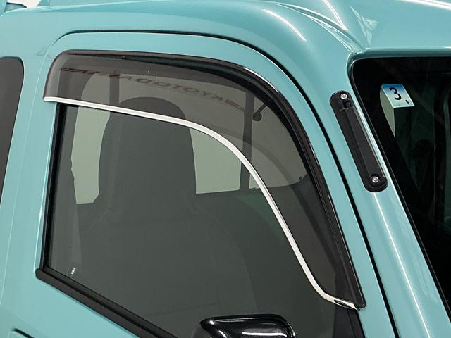 ハイゼットトラックジャンボＳＡIIIｔ　４ＷＤ　ＣＤオーディオ　４速オートマ車４ＷＤ　ＣＤオーディオ　４速オートマ車　リアコーナーセンサー　荷台作業灯　３方開　ＬＥＤヘッドライト　オートライト　ドアバイザー　フォグライト　キーレスエントリー　スペアキー有り　マニュアルエアコン（京都府）の中古車