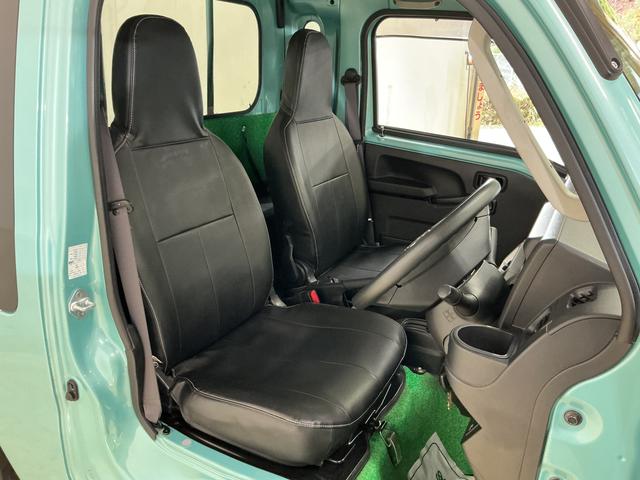 ハイゼットトラックジャンボＳＡIIIｔ　４ＷＤ　ＣＤオーディオ　４速オートマ車４ＷＤ　ＣＤオーディオ　４速オートマ車　リアコーナーセンサー　荷台作業灯　３方開　ＬＥＤヘッドライト　オートライト　ドアバイザー　フォグライト　キーレスエントリー　スペアキー有り　マニュアルエアコン（京都府）の中古車