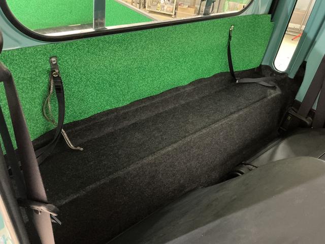 ハイゼットトラックジャンボＳＡIIIｔ　４ＷＤ　ＣＤオーディオ　４速オートマ車４ＷＤ　ＣＤオーディオ　４速オートマ車　リアコーナーセンサー　荷台作業灯　３方開　ＬＥＤヘッドライト　オートライト　ドアバイザー　フォグライト　キーレスエントリー　スペアキー有り　マニュアルエアコン（京都府）の中古車