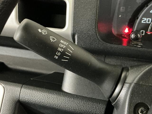 ハイゼットトラックジャンボＳＡIIIｔ　４ＷＤ　ＣＤオーディオ　４速オートマ車４ＷＤ　ＣＤオーディオ　４速オートマ車　リアコーナーセンサー　荷台作業灯　３方開　ＬＥＤヘッドライト　オートライト　ドアバイザー　フォグライト　キーレスエントリー　スペアキー有り　マニュアルエアコン（京都府）の中古車