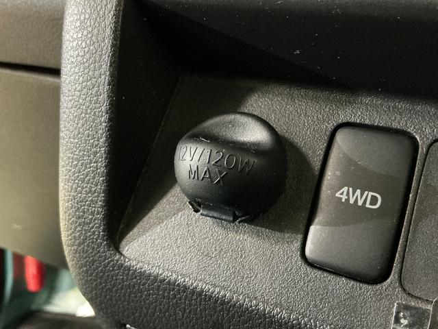 ハイゼットトラックジャンボＳＡIIIｔ　４ＷＤ　ＣＤオーディオ　４速オートマ車４ＷＤ　ＣＤオーディオ　４速オートマ車　リアコーナーセンサー　荷台作業灯　３方開　ＬＥＤヘッドライト　オートライト　ドアバイザー　フォグライト　キーレスエントリー　スペアキー有り　マニュアルエアコン（京都府）の中古車
