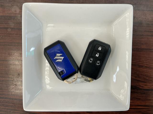 ソリオハイブリッドMZ ワンオーナー ナビ 全方位カメラ ドラレコワンオーナー ナビ 全方位カメラ 前後ドラレコ ETC 両側電動スライドドア アダプティブクルーズコントロール 前席シートヒーター コーナーセンサー 15インチ純正アルミホイール HUD USB接続(京都府)の中古車