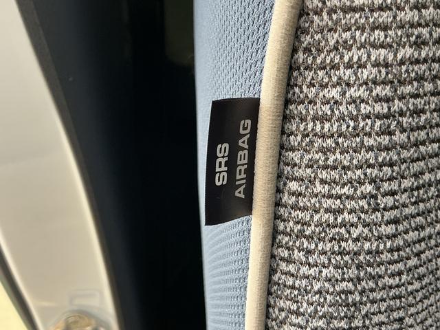 ムーヴキャンバスストライプスG 届出済み未使用車 4WD バックカメラ届出済み未使用車 4WD バックカメラ 両側電動スライドドア 前後コーナーセンサー 前席シートヒーター 電子パーキング オートブレーキホールド オートマチックハイビーム ホッとカップホルダー USB(京都府)の中古車