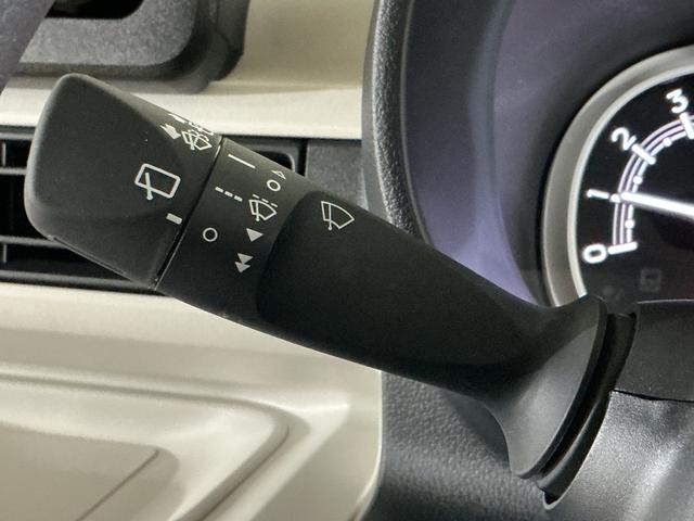 ムーヴキャンバスストライプスＧ　届出済み未使用車　バックカメラ　電動スライド届出済み未使用車　バックカメラ　両側電動スライドドア　前後コーナーセンサー　前席シートヒーター　電子パーキング　オートブレーキホールド　オートマチックハイビーム　ホッとカップホルダー　プッシュスタート（京都府）の中古車