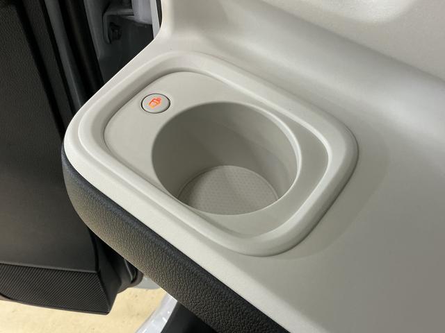 ムーヴキャンバスストライプスＧ　届出済み未使用車　バックカメラ　電動スライド届出済み未使用車　バックカメラ　両側電動スライドドア　前後コーナーセンサー　前席シートヒーター　電子パーキング　オートブレーキホールド　オートマチックハイビーム　ホッとカップホルダー　プッシュスタート（京都府）の中古車