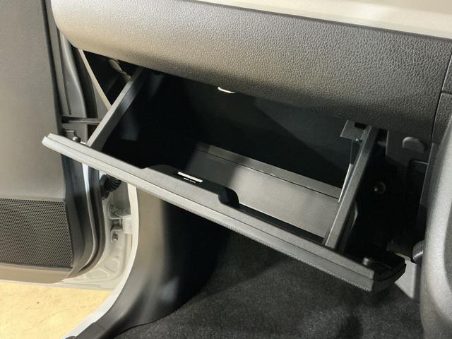 ムーヴキャンバスストライプスＧ　届出済み未使用車　バックカメラ　電動スライド届出済み未使用車　バックカメラ　両側電動スライドドア　前後コーナーセンサー　前席シートヒーター　電子パーキング　オートブレーキホールド　オートマチックハイビーム　ホッとカップホルダー　プッシュスタート（京都府）の中古車