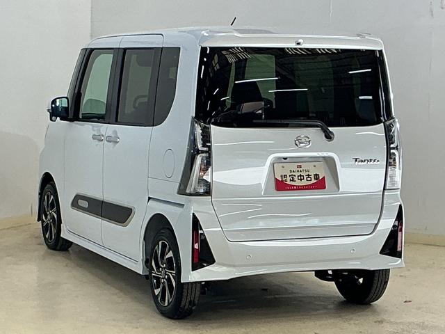 タントカスタムX 届出済み未使用車 パノラマモニター 電動スライド届出済み未使用車 パノラマモニター 両側電動スライドドア 前席シートヒーター 前後コーナーセンサー 電子パーキング オートブレーキホールド オートマチックハイビーム 14インチ純正アルミホイール(京都府)の中古車