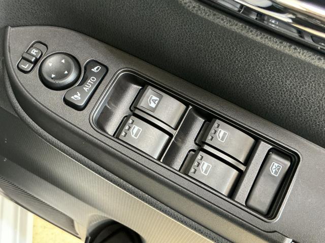 タントカスタムX 届出済み未使用車 パノラマモニター 電動スライド届出済み未使用車 パノラマモニター 両側電動スライドドア 前席シートヒーター 前後コーナーセンサー 電子パーキング オートブレーキホールド オートマチックハイビーム 14インチ純正アルミホイール(京都府)の中古車