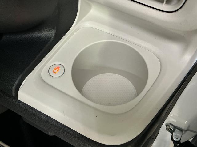 ムーヴキャンバスストライプスＧ　届出済み未使用車　４ＷＤ　バックカメラ届出済み未使用車　４ＷＤ　バックカメラ　両側電動スライドドア　前後コーナーセンサー　前席シートヒーター　電子パーキング　オートブレーキホールド　オートマチックハイビーム　ホッとカップホルダー　ＵＳＢ（京都府）の中古車