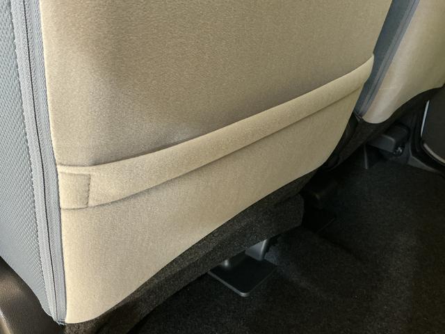 ムーヴキャンバスストライプスＧ　届出済み未使用車　４ＷＤ　バックカメラ届出済み未使用車　４ＷＤ　バックカメラ　両側電動スライドドア　前後コーナーセンサー　前席シートヒーター　電子パーキング　オートブレーキホールド　オートマチックハイビーム　ホッとカップホルダー　ＵＳＢ（京都府）の中古車