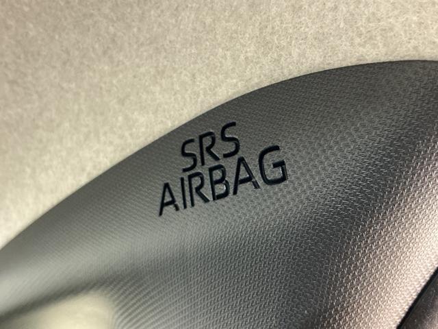 ムーヴキャンバスストライプスＧ　届出済み未使用車　４ＷＤ　バックカメラ届出済み未使用車　４ＷＤ　バックカメラ　両側電動スライドドア　前後コーナーセンサー　前席シートヒーター　電子パーキング　オートブレーキホールド　オートマチックハイビーム　ホッとカップホルダー　ＵＳＢ（京都府）の中古車