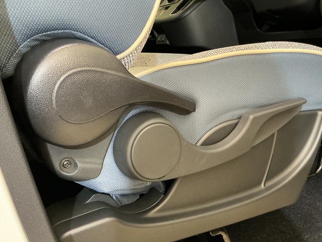 ムーヴキャンバスストライプスＧ　届出済み未使用車　４ＷＤ　バックカメラ届出済み未使用車　４ＷＤ　バックカメラ　両側電動スライドドア　前後コーナーセンサー　前席シートヒーター　電子パーキング　オートブレーキホールド　オートマチックハイビーム　ホッとカップホルダー　ＵＳＢ（京都府）の中古車