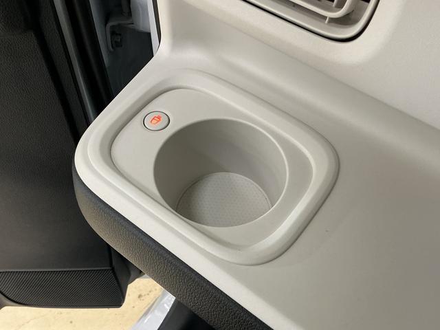 ムーヴキャンバスストライプスＧ　届出済み未使用車　４ＷＤ　バックカメラ届出済み未使用車　４ＷＤ　バックカメラ　両側電動スライドドア　前後コーナーセンサー　前席シートヒーター　電子パーキング　オートブレーキホールド　オートマチックハイビーム　ホッとカップホルダー　ＵＳＢ（京都府）の中古車