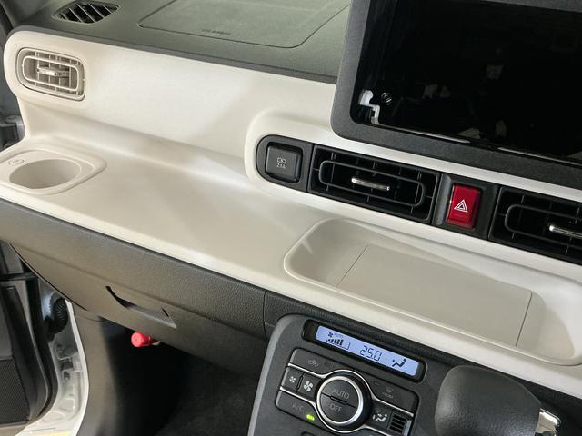 ムーヴキャンバスストライプスＧ　届出済み未使用車　４ＷＤ　バックカメラ届出済み未使用車　４ＷＤ　バックカメラ　両側電動スライドドア　前後コーナーセンサー　前席シートヒーター　電子パーキング　オートブレーキホールド　オートマチックハイビーム　ホッとカップホルダー　ＵＳＢ（京都府）の中古車