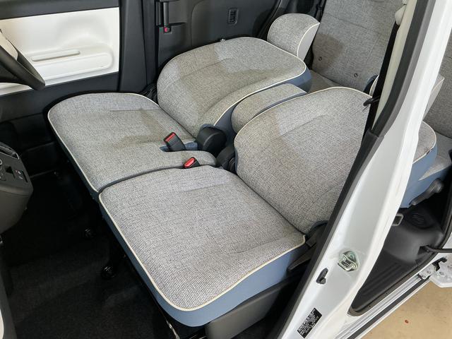 ムーヴキャンバスストライプスＧ　届出済み未使用車　４ＷＤ　バックカメラ届出済み未使用車　４ＷＤ　バックカメラ　両側電動スライドドア　前席シートヒーター　前後コーナーセンサー　ホッとカップホルダー　電子パーキング　オートブレーキホールド　オートマチックハイビーム　ＵＳＢ（京都府）の中古車