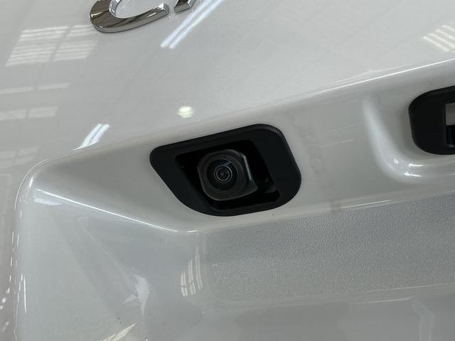 ムーヴキャンバスストライプスＧ　届出済み未使用車　４ＷＤ　バックカメラ届出済み未使用車　４ＷＤ　バックカメラ　両側電動スライドドア　前席シートヒーター　前後コーナーセンサー　ホッとカップホルダー　電子パーキング　オートブレーキホールド　オートマチックハイビーム　ＵＳＢ（京都府）の中古車