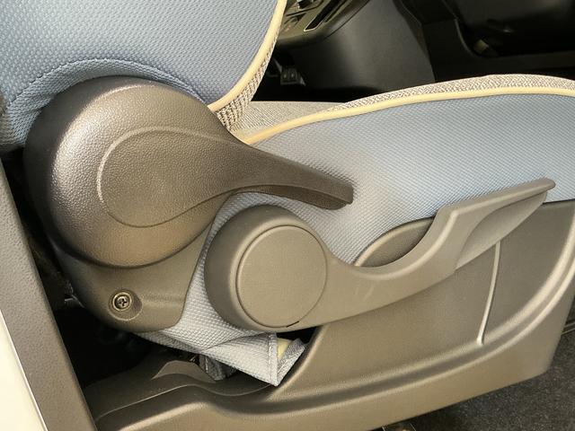 ムーヴキャンバスストライプスＧ　届出済み未使用車　４ＷＤ　バックカメラ届出済み未使用車　４ＷＤ　バックカメラ　両側電動スライドドア　前席シートヒーター　前後コーナーセンサー　ホッとカップホルダー　電子パーキング　オートブレーキホールド　オートマチックハイビーム　ＵＳＢ（京都府）の中古車