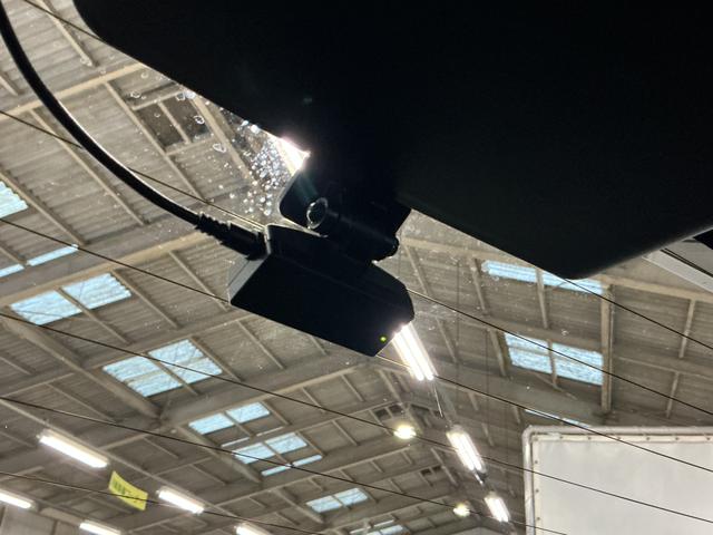 ヤリスハイブリッドＺ　ワンオーナー　ナビ　全方位カメラ　ＥＴＣワンオーナー　ナビ　パノラミックビューモニター　ＥＴＣ　前後ドライブレコーダー　ブラインドスポットモニター　前席シートヒーター　アダプティブクルーズコントロール　Ｂｌｕｅｔｏｏｔｈ　ヘルプネット（京都府）の中古車