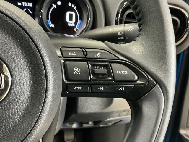 ヤリスハイブリッドＺ　ワンオーナー　ナビ　全方位カメラ　ＥＴＣワンオーナー　ナビ　パノラミックビューモニター　ＥＴＣ　前後ドライブレコーダー　ブラインドスポットモニター　前席シートヒーター　アダプティブクルーズコントロール　Ｂｌｕｅｔｏｏｔｈ　ヘルプネット（京都府）の中古車