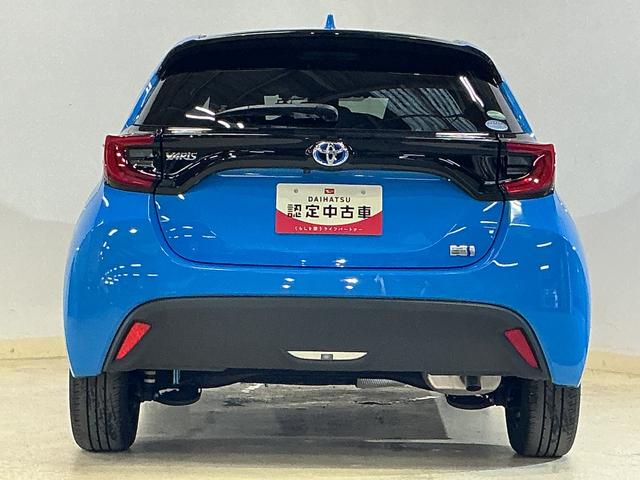 ヤリスハイブリッドＺ　ワンオーナー　ナビ　全方位カメラ　ＥＴＣワンオーナー　ナビ　パノラミックビューモニター　ＥＴＣ　前後ドライブレコーダー　ブラインドスポットモニター　前席シートヒーター　アダプティブクルーズコントロール　Ｂｌｕｅｔｏｏｔｈ　ヘルプネット（京都府）の中古車