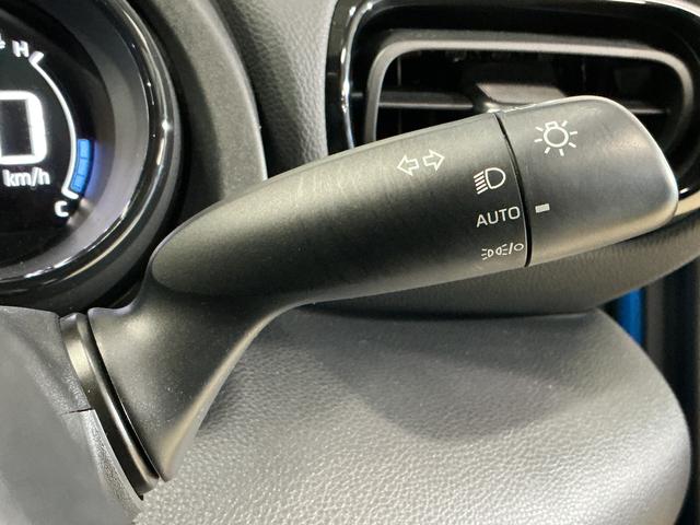 ヤリスハイブリッドＺ　ワンオーナー　ナビ　全方位カメラ　ＥＴＣワンオーナー　ナビ　パノラミックビューモニター　ＥＴＣ　前後ドライブレコーダー　ブラインドスポットモニター　前席シートヒーター　アダプティブクルーズコントロール　Ｂｌｕｅｔｏｏｔｈ　ヘルプネット（京都府）の中古車