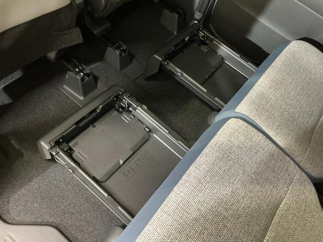 ムーヴキャンバスストライプスＧ　届出済未使用車　スマートアシスト届出済未使用車　スマートアシスト　バックカメラ　両側リヤパワースライドドア　プッシュボタンエンジンスタート　ＬＥＤヘッドライト　コーナーセンサー　オートエアコン　オートライト　シートヒーター　ＡＢＳ（京都府）の中古車