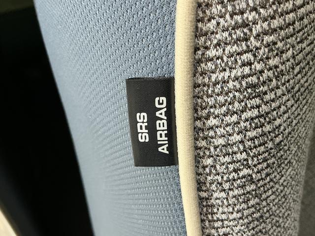 ムーヴキャンバスストライプスＧ　届出済未使用車　スマートアシスト届出済未使用車　スマートアシスト　バックカメラ　両側リヤパワースライドドア　プッシュボタンエンジンスタート　ＬＥＤヘッドライト　コーナーセンサー　オートエアコン　オートライト　シートヒーター　ＡＢＳ（京都府）の中古車