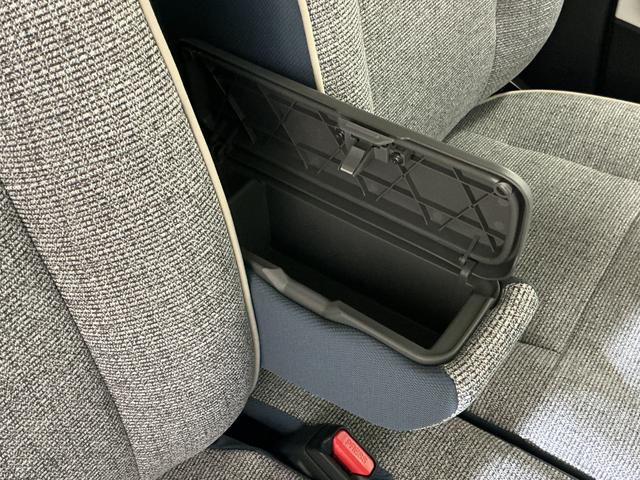 ムーヴキャンバスストライプスＧ　届出済未使用車　スマートアシスト届出済未使用車　スマートアシスト　バックカメラ　両側リヤパワースライドドア　プッシュボタンエンジンスタート　ＬＥＤヘッドライト　コーナーセンサー　オートエアコン　オートライト　シートヒーター　ＡＢＳ（京都府）の中古車