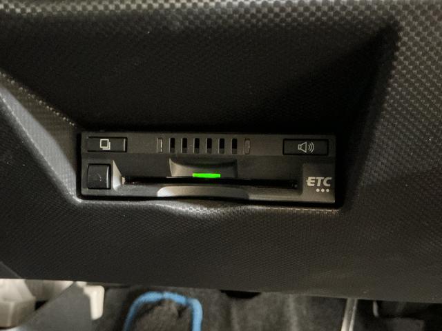 ロッキープレミアムＧ　ＨＥＶ　ナビ　全方位カメラ　ＥＴＣ　ドラレコナビ　パノラマモニター　ＥＴＣ　ドライブレコーダー　前後コーナーセンサー　前席シートヒーター　アダプティブクルーズコントロール　電子パーキング　オートブレーキホールド　オートマチックハイビーム　ＵＳＢ（京都府）の中古車