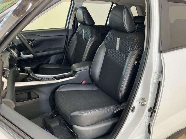 ロッキープレミアムＧ　ＨＥＶ　ナビ　全方位カメラ　ＥＴＣ　ドラレコナビ　パノラマモニター　ＥＴＣ　ドライブレコーダー　前後コーナーセンサー　前席シートヒーター　アダプティブクルーズコントロール　電子パーキング　オートブレーキホールド　オートマチックハイビーム　ＵＳＢ（京都府）の中古車