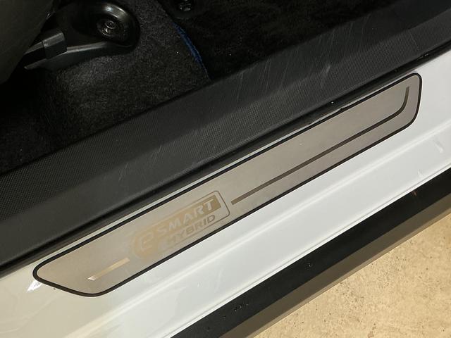 ロッキープレミアムＧ　ＨＥＶ　ナビ　全方位カメラ　ＥＴＣ　ドラレコナビ　パノラマモニター　ＥＴＣ　ドライブレコーダー　前後コーナーセンサー　前席シートヒーター　アダプティブクルーズコントロール　電子パーキング　オートブレーキホールド　オートマチックハイビーム　ＵＳＢ（京都府）の中古車