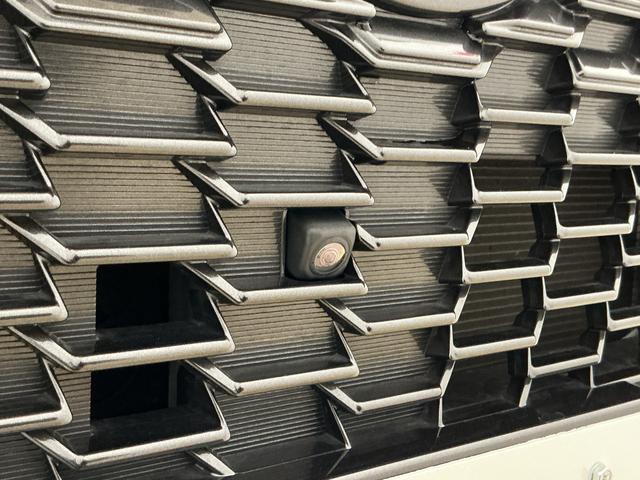 ロッキープレミアムＧ　ＨＥＶ　ナビ　全方位カメラ　ＥＴＣ　ドラレコナビ　パノラマモニター　ＥＴＣ　ドライブレコーダー　前後コーナーセンサー　前席シートヒーター　アダプティブクルーズコントロール　電子パーキング　オートブレーキホールド　オートマチックハイビーム　ＵＳＢ（京都府）の中古車