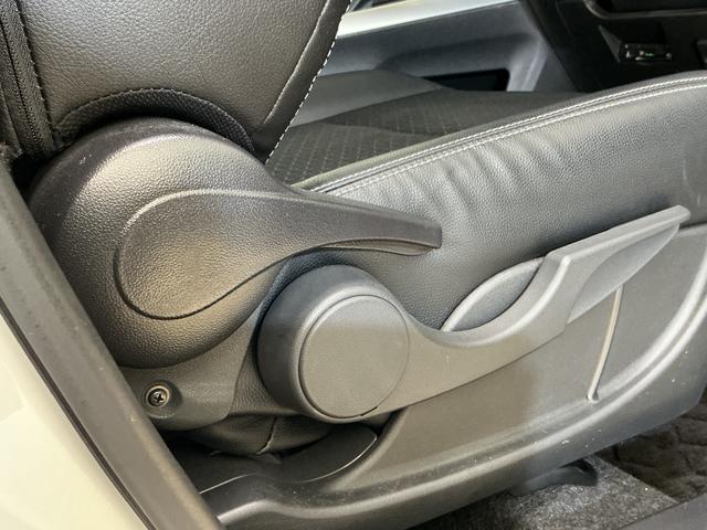 ロッキープレミアムＧ　ＨＥＶ　ナビ　全方位カメラ　ＥＴＣ　ドラレコナビ　パノラマモニター　ＥＴＣ　ドライブレコーダー　前後コーナーセンサー　前席シートヒーター　アダプティブクルーズコントロール　電子パーキング　オートブレーキホールド　オートマチックハイビーム　ＵＳＢ（京都府）の中古車