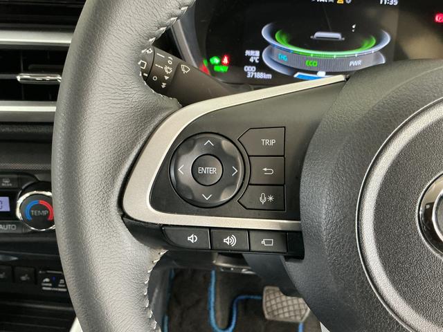 ロッキープレミアムＧ　ＨＥＶ　ナビ　全方位カメラ　ＥＴＣ　ドラレコナビ　パノラマモニター　ＥＴＣ　ドライブレコーダー　前後コーナーセンサー　前席シートヒーター　アダプティブクルーズコントロール　電子パーキング　オートブレーキホールド　オートマチックハイビーム　ＵＳＢ（京都府）の中古車