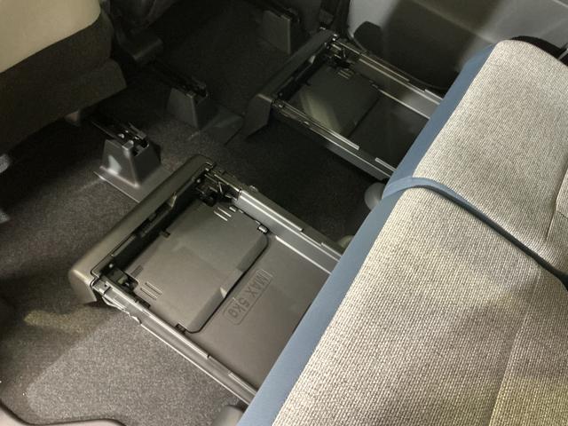 ムーヴキャンバスストライプスＧ　届出済未使用車　４ＷＤ　バックカメラ届出済未使用車　４ＷＤ　スマートアシスト　バックカメラ　ＬＥＤヘッドライト　プッシュボタンエンジンスタート　両側リヤパワースライドドア　コーナーセンサー　オートエアコン　オートライト　シートヒーター（京都府）の中古車