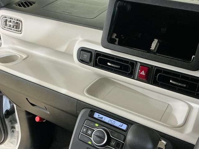 ムーヴキャンバスストライプスＧ　届出済み未使用車　全周囲カメラ　電動スライド届出済み未使用　全周囲カメラ　両側電動スライドドア　前後コーナーセンサー　前席シートヒーター　電子パーキング　オートブレーキホールド　オートマチックハイビーム　プッシュスタート　ホッとカップホルダー（京都府）の中古車