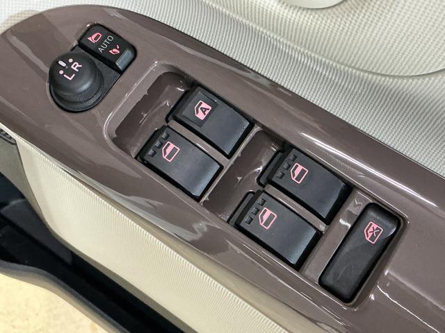 ムーヴキャンバスＧメイクアップリミテッド　ＳＡIII　ナビ　パノラマモニターナビ　パノラマモニター　ドライブレコーダー　ＥＴＣ　両側電動スライドドア　オートマチックハイビーム　ＵＳＢチャージャー　Ｂｌｕｅｔｏｏｔｈ　フルセグＴＶ　ＤＶＤ再生　プッシュスタート　スマートキー（京都府）の中古車