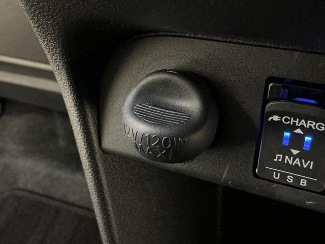 ムーヴキャンバスＧメイクアップリミテッド　ＳＡIII　ナビ　パノラマモニターナビ　パノラマモニター　ドライブレコーダー　ＥＴＣ　両側電動スライドドア　オートマチックハイビーム　ＵＳＢチャージャー　Ｂｌｕｅｔｏｏｔｈ　フルセグＴＶ　ＤＶＤ再生　プッシュスタート　スマートキー（京都府）の中古車