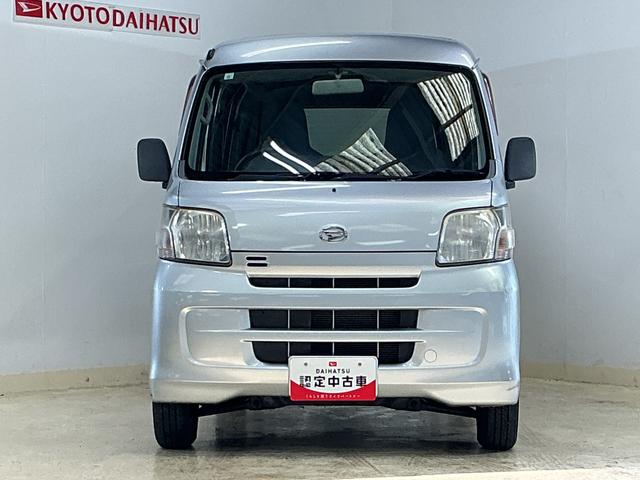 ハイゼットカーゴＤＸ　ワンオーナー　５速ＭＴ車　４ＷＤ　ＣＤオーディオワンオーナー　５速ＭＴ車　４ＷＤ　ＣＤオーディオ　ラバーマット　キーレスエントリー　ドアバイザー　マニュアルエアコン　ヘッドライトレべライザー　シガーソケット　スペアタイヤ（京都府）の中古車