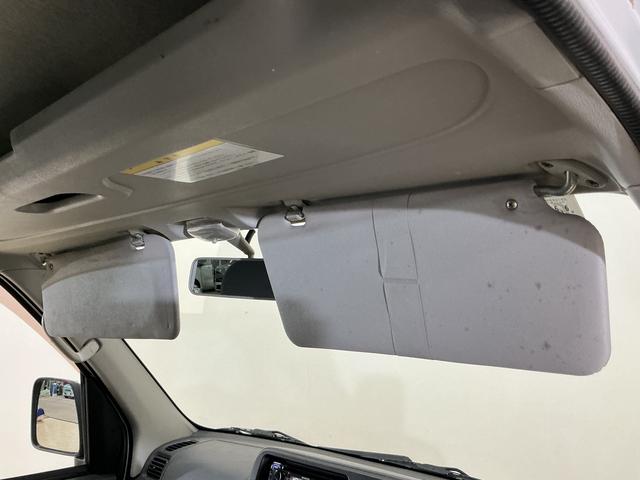 ハイゼットカーゴＤＸ　ワンオーナー　５速ＭＴ車　４ＷＤ　ＣＤオーディオワンオーナー　５速ＭＴ車　４ＷＤ　ＣＤオーディオ　ラバーマット　キーレスエントリー　ドアバイザー　マニュアルエアコン　ヘッドライトレべライザー　シガーソケット　スペアタイヤ（京都府）の中古車