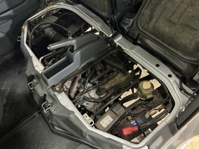 ハイゼットカーゴＤＸ　ワンオーナー　５速ＭＴ車　４ＷＤ　ＣＤオーディオワンオーナー　５速ＭＴ車　４ＷＤ　ＣＤオーディオ　ラバーマット　キーレスエントリー　ドアバイザー　マニュアルエアコン　ヘッドライトレべライザー　シガーソケット　スペアタイヤ（京都府）の中古車