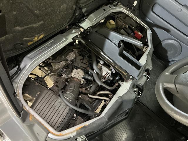 ハイゼットカーゴＤＸ　ワンオーナー　５速ＭＴ車　４ＷＤ　ＣＤオーディオワンオーナー　５速ＭＴ車　４ＷＤ　ＣＤオーディオ　ラバーマット　キーレスエントリー　ドアバイザー　マニュアルエアコン　ヘッドライトレべライザー　シガーソケット　スペアタイヤ（京都府）の中古車